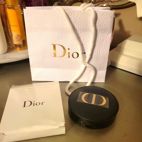Christian Dior Mirror with Original Box and Bag - Picture 2 of 4